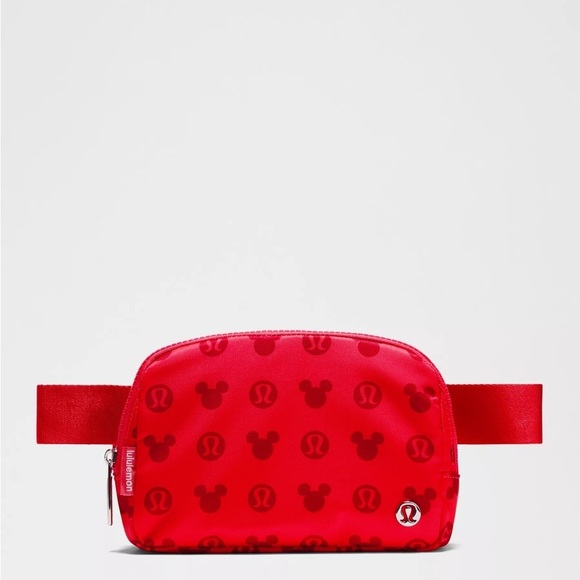 Lululemon x Disney Everywhere Belt Bag Mickey and Logo Printed Classic Pink - Picture 1 of 9
